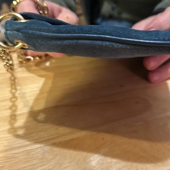 Cole Haam vintage Crossbody. And very good gently used condition.​​​ - Picture 7 of 9